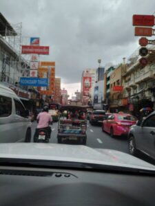 BuaTaxisThailand.com Bangkok Private Car Service 10