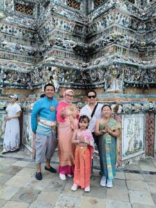 BuaTaxisThailand.com Bangkok Private Car Service 3